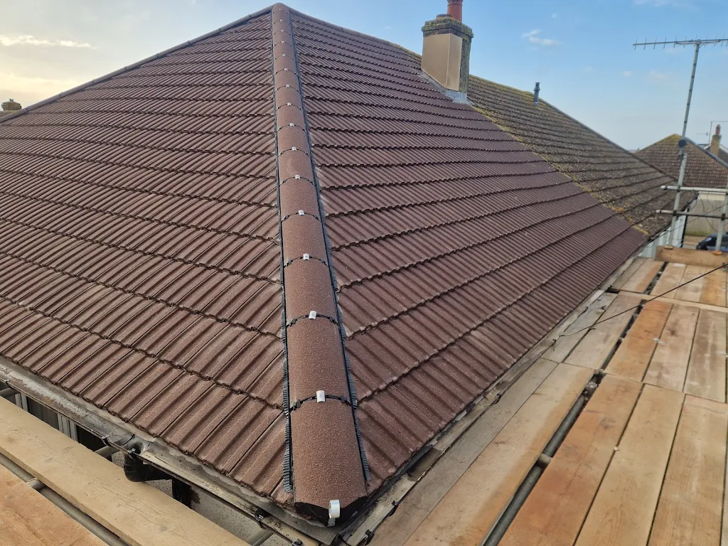A finished tiled roof and ridge completed by LDR Roofing